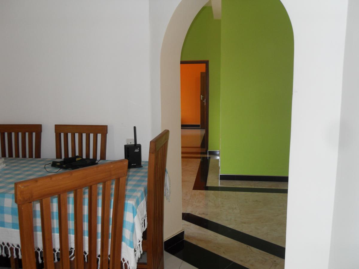 Bee Nest Bed & Breakfast Negombo Dış mekan fotoğraf