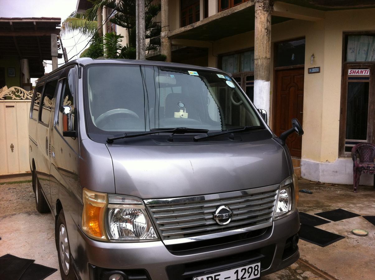 Bee Nest Bed & Breakfast Negombo Dış mekan fotoğraf
