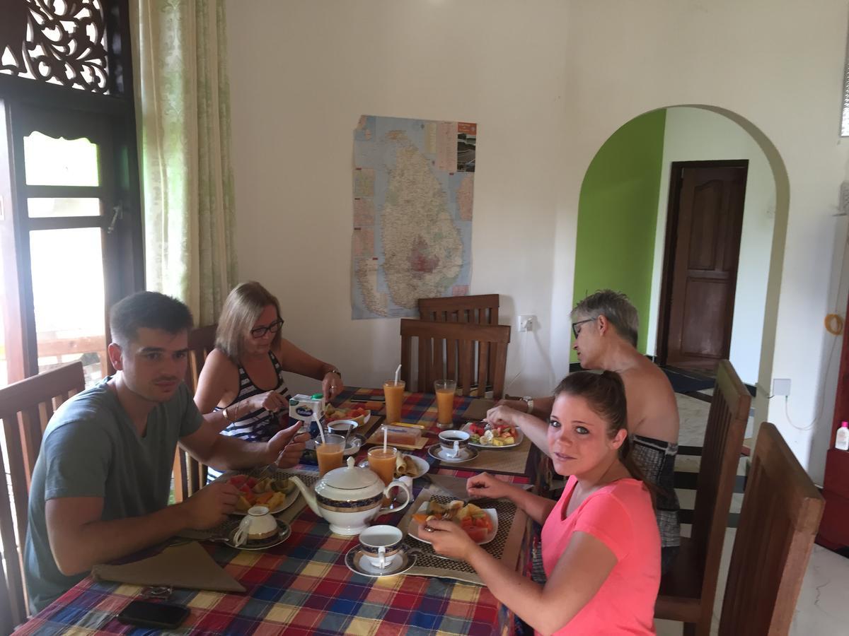 Bee Nest Bed & Breakfast Negombo Dış mekan fotoğraf
