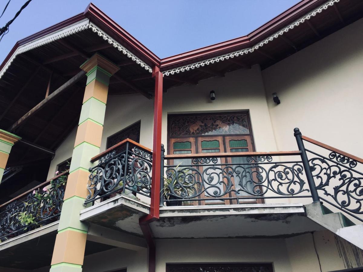 Bee Nest Bed & Breakfast Negombo Dış mekan fotoğraf